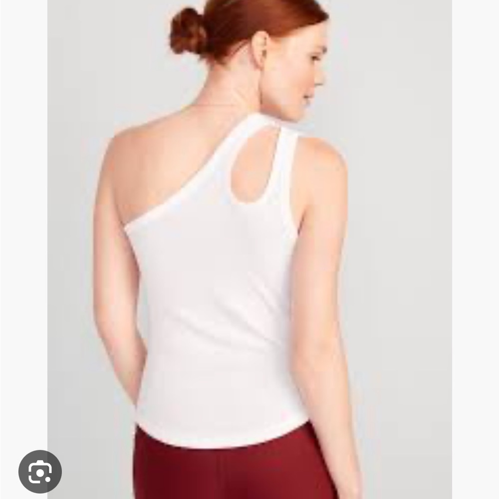 Old Navy UltraLite All-Day One-Shoulder Cutout Tank Top